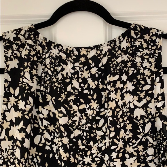 Gap black and cream floral print top - Picture 5 of 7